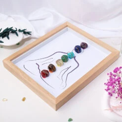 Plateau 7 Chakras ‘Harmonia’ Pierres Naturelles En Cadre -Moment Ici plateau 7 chakras harmonia pierres naturelles en cadre