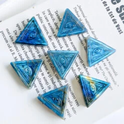 Sculpture Œil Oudjat En Labradorite – Clairvoyance -Moment Ici sculpture oeil oudjat en labradorite clairvoyance 3